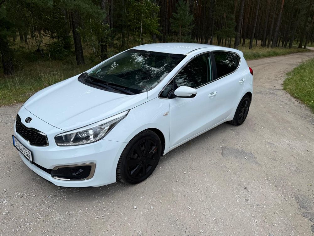 Kia Ceed II (2012-) 1.6 GDI ISG Spirit 2015