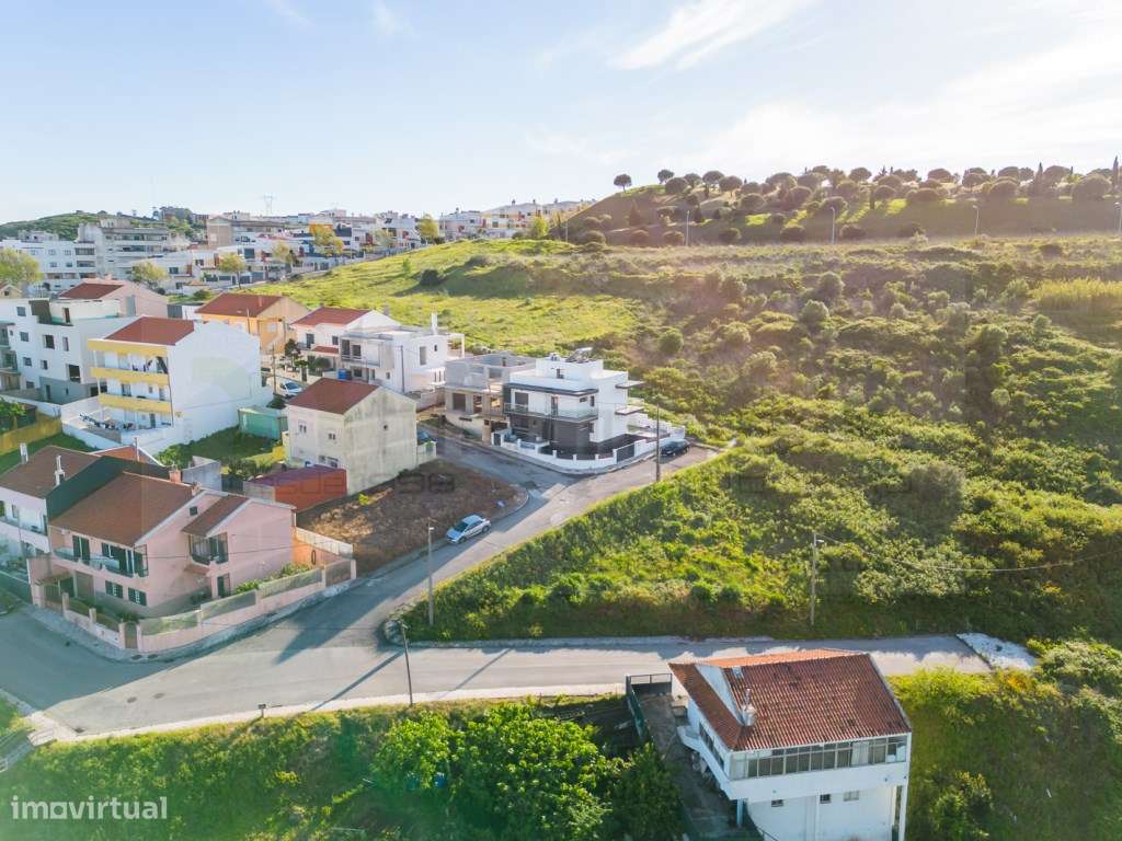 Moradia T4+1 moderna em Vale Grande, Odivelas-48