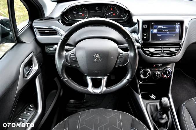 Peugeot 2008 1.6 BlueHDi Allure - 14