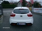 Kia Rio - 13