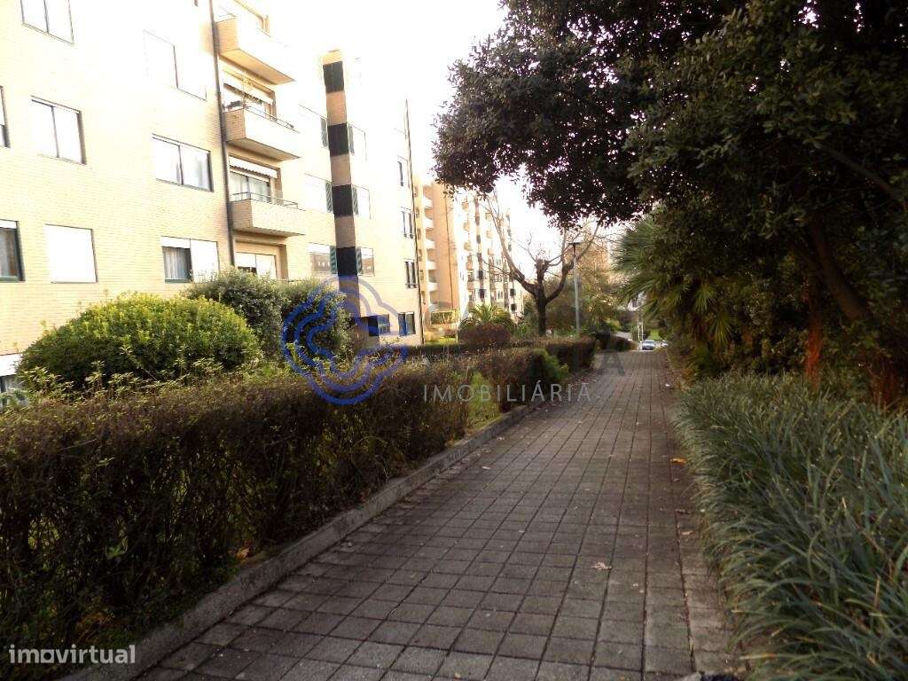 Apartamento T0 para Arrendamento-P. da Foz-Junto Universidade Católica - Grande imagem: 2/16