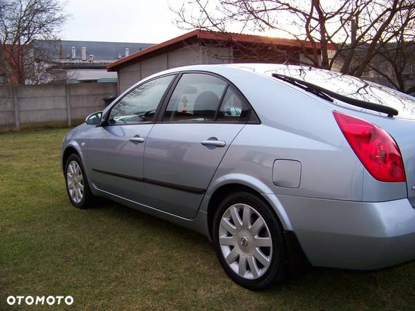 Nissan Primera 1.8 Visia + - 6