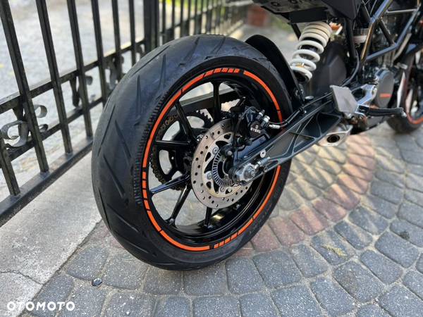 KTM Duke - 23