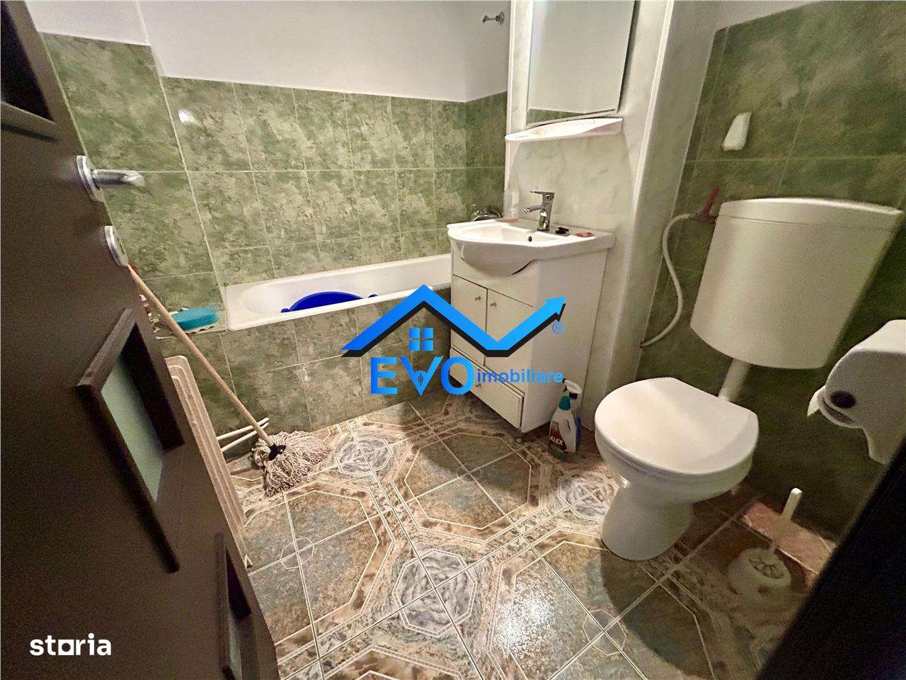 Apartament de inchiriat cu 3 camere, zona Alexandru cel Bun - Imagine principală: 5/12