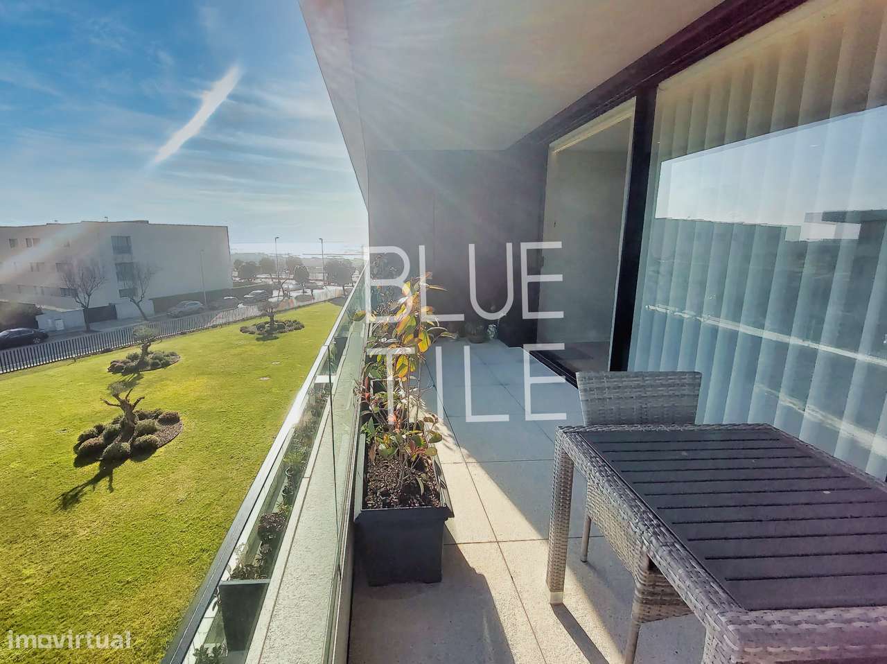 Apartamento T3 – último piso, garagem fechada, primeira linha de praia-10