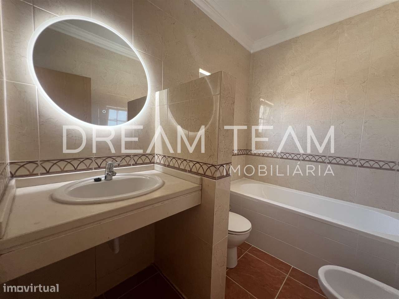 Moradia T4  com Piscina e Lote de 900 m² – Qta da Serralheira, Setúbal-20