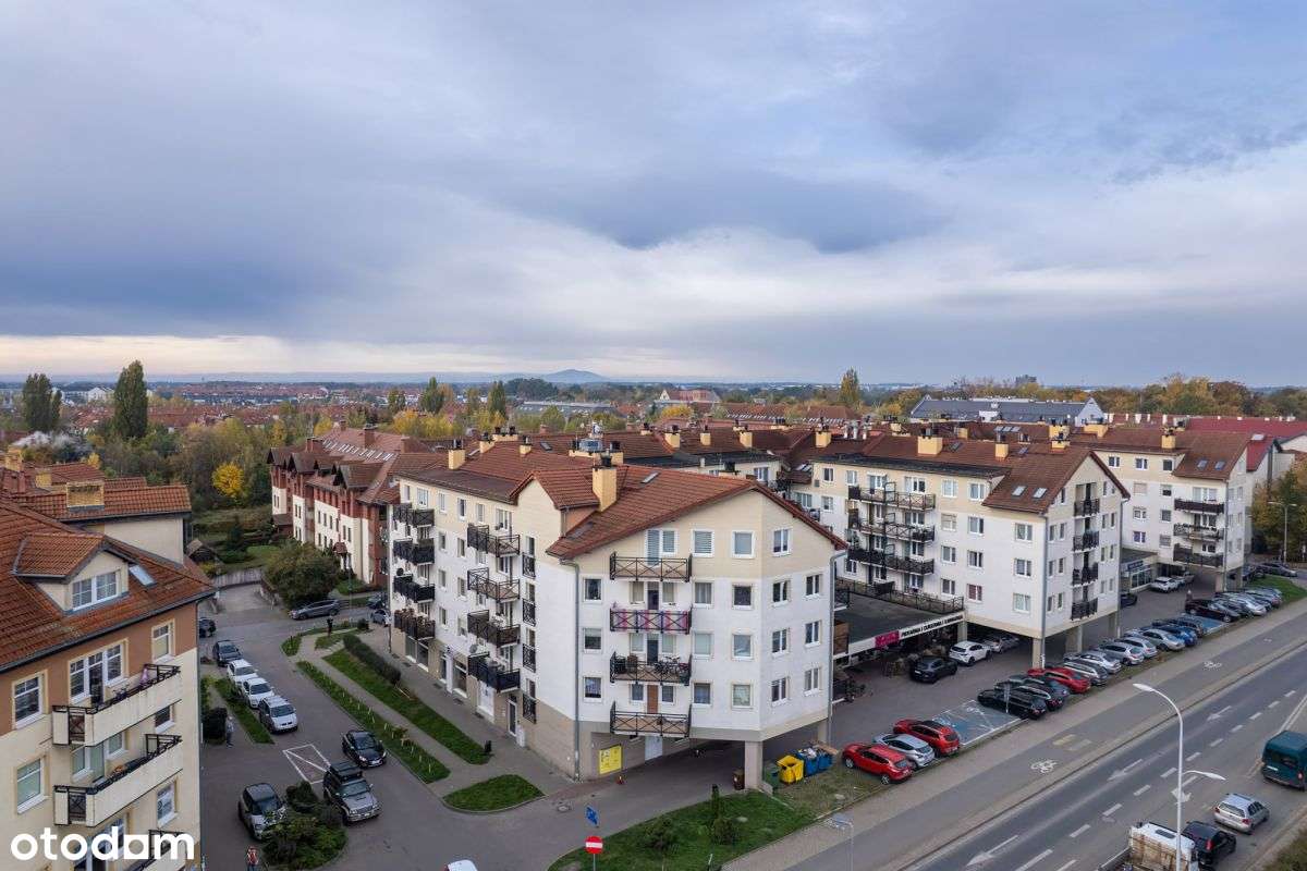 Wygoda, taras i świetna lokalizacja!-16