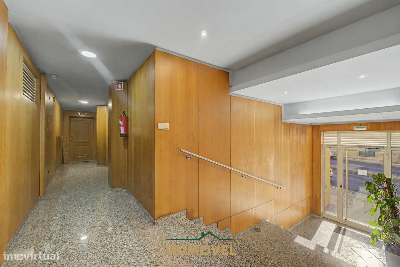 Apartamento T3 com Terraço, São João da Madeira-27