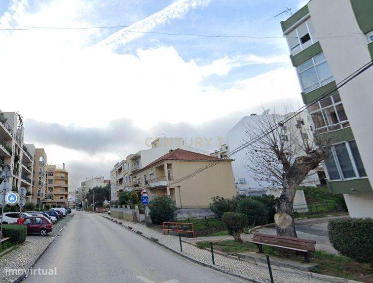 Prédio em Propriedade Horizontal com 10 Frações Autônomas - Oportunida - Grande imagem: 3/4