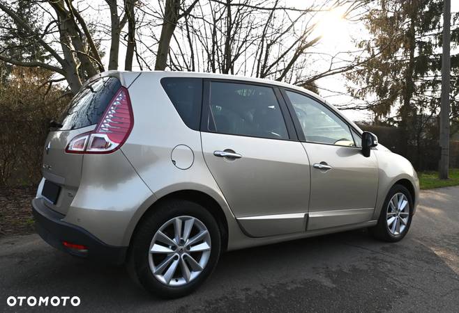 Renault Scenic TCe 130 Bose Edition - 11