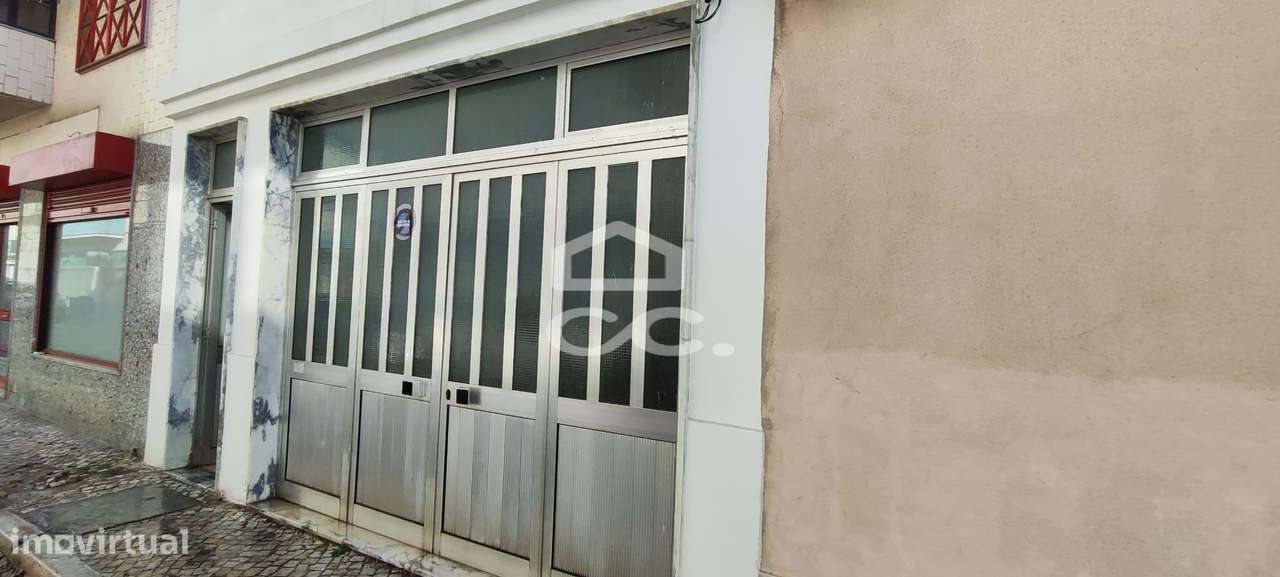 Garagem com 68m2 em Baixa da Banheira, Moita - Grande imagem: 2/13