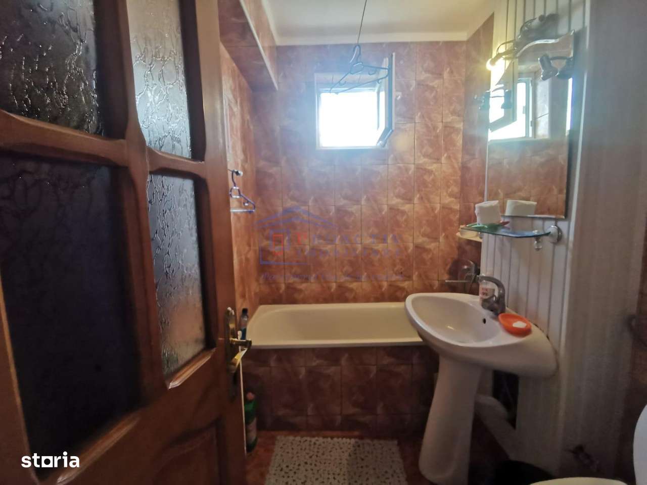 Apartament cu 2 camere, George Enescu, Etaj Intermediar, 2c-7506 - Imagine principală: 5/5