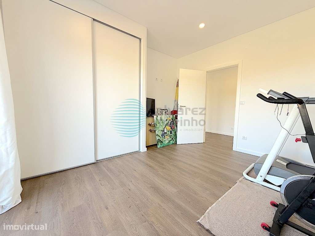 Excelente Moradia/Quintinha PISO TÉRREO V4, Ramalhal-23