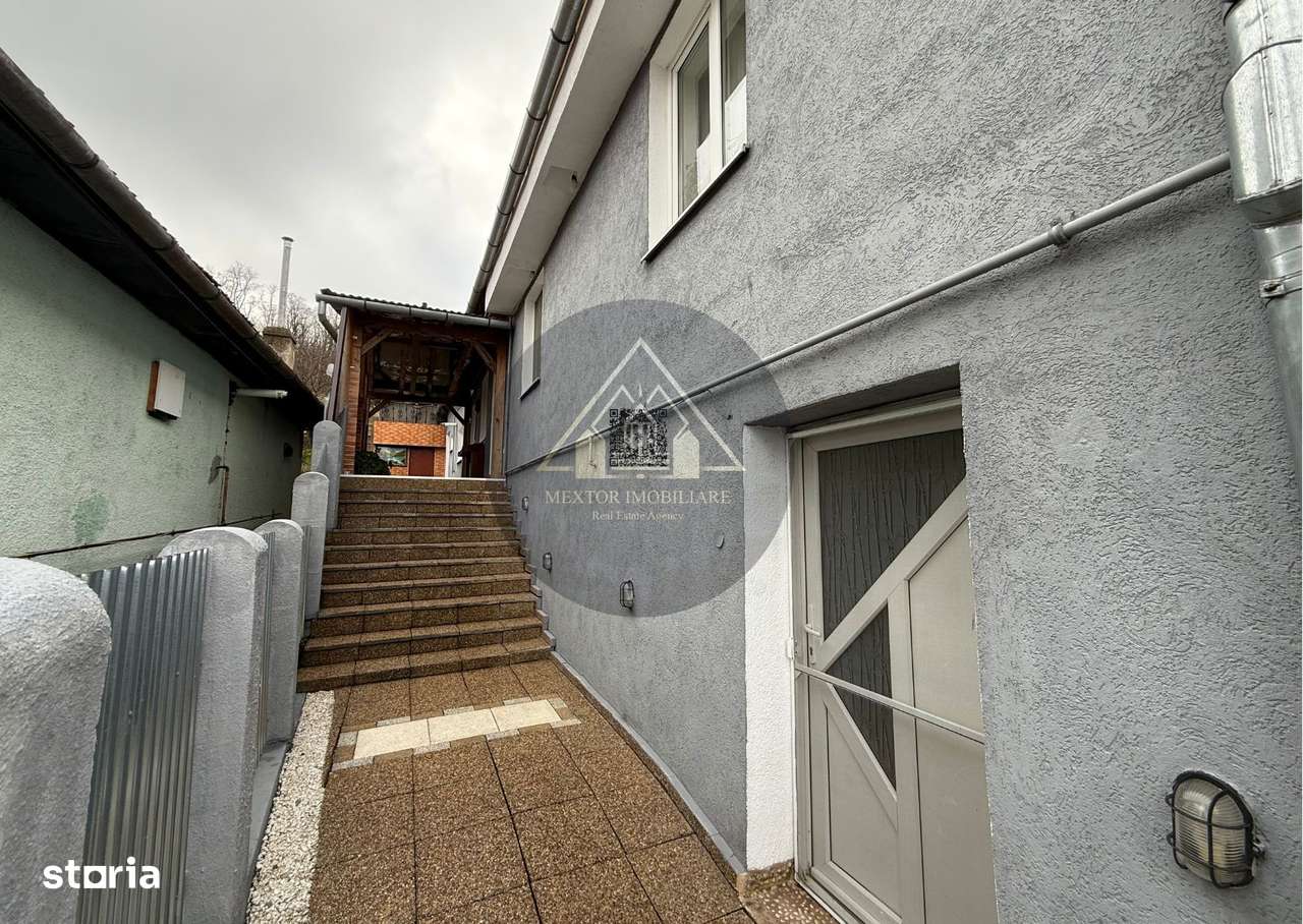 Casa 3 camere, Medias-3