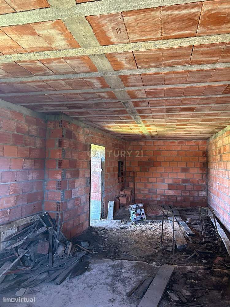 Moradia em Ruínas - Pinheiro, Penafiel - Grande imagem: 5/10