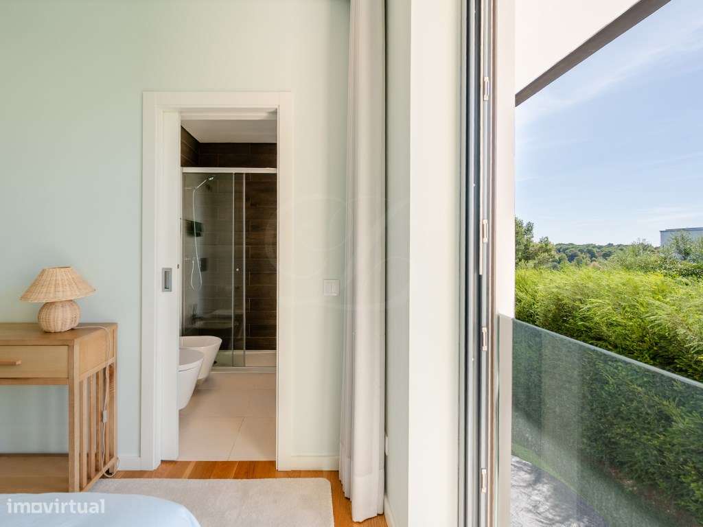 Moradia T8 c/Piscina | Queijas-28