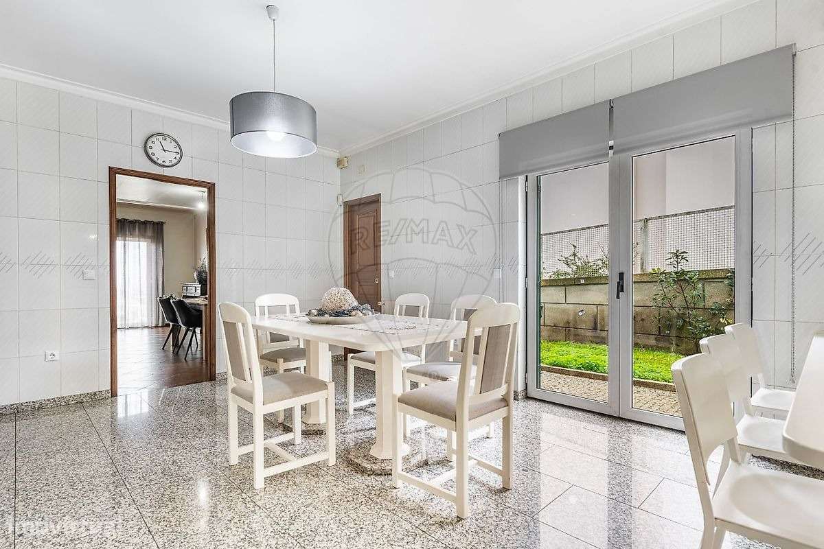 Moradia T5 individual em Nogueira - Braga-6