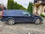 Volvo V70 XC 2.4 D5 AWD - 2