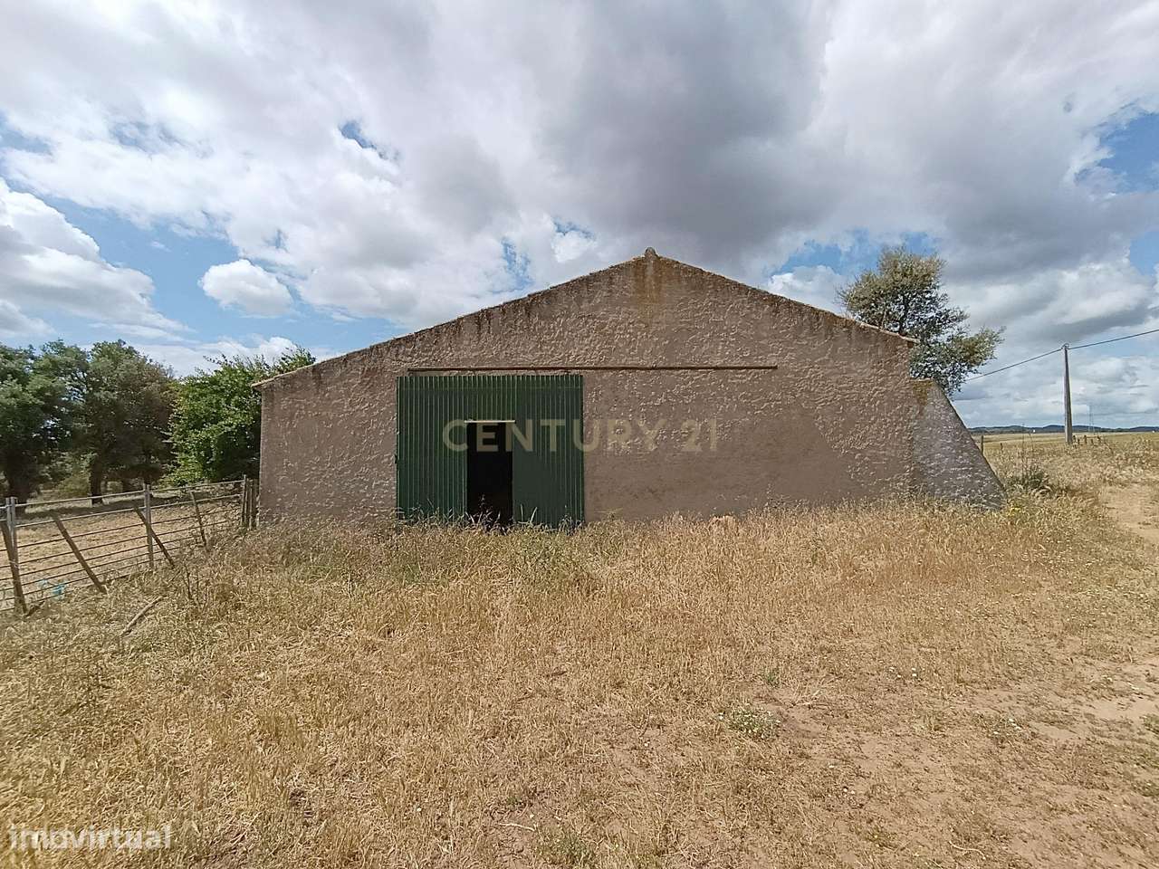 Propriedade no Alentejo com Grande Potencial Turístico e Agrícola pert-7