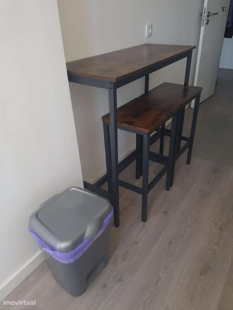 Apartamento com 1 quartos - localizado em Seixal - Grande imagem: 2/10