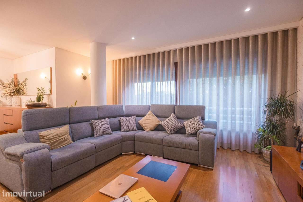 Apartamento Duplex Remodelado – Rotunda do Lavrador, Maia - Grande imagem: 4/48