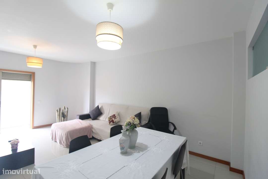 Apartamento T3 em São João de Ver com garagem fechada 3 viaturas-7