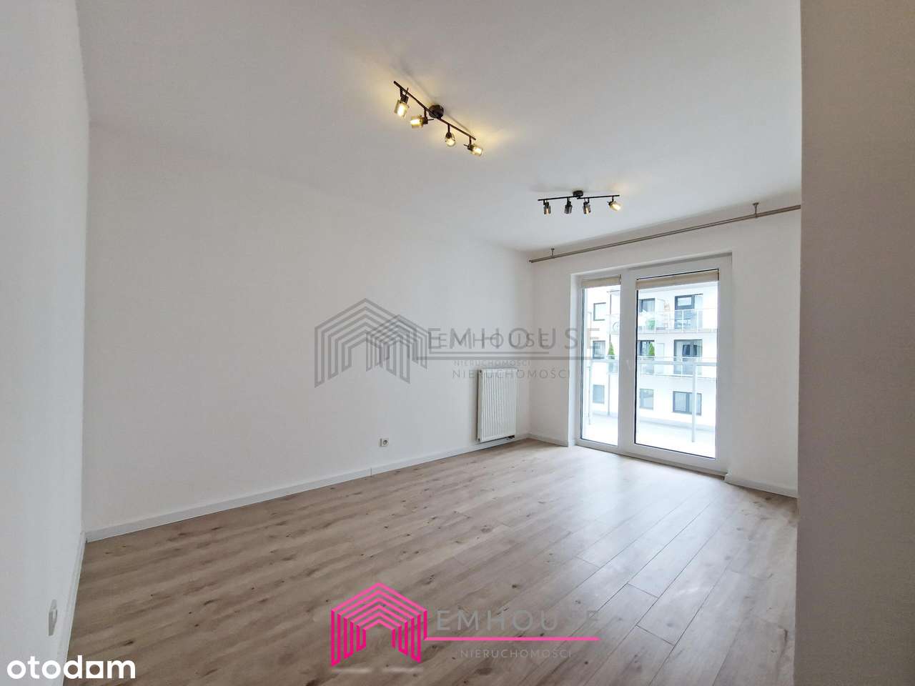 Dwupokojowe z tarasem w centrum miasta. Nowe bud. - Pełny obrazek: 2/10