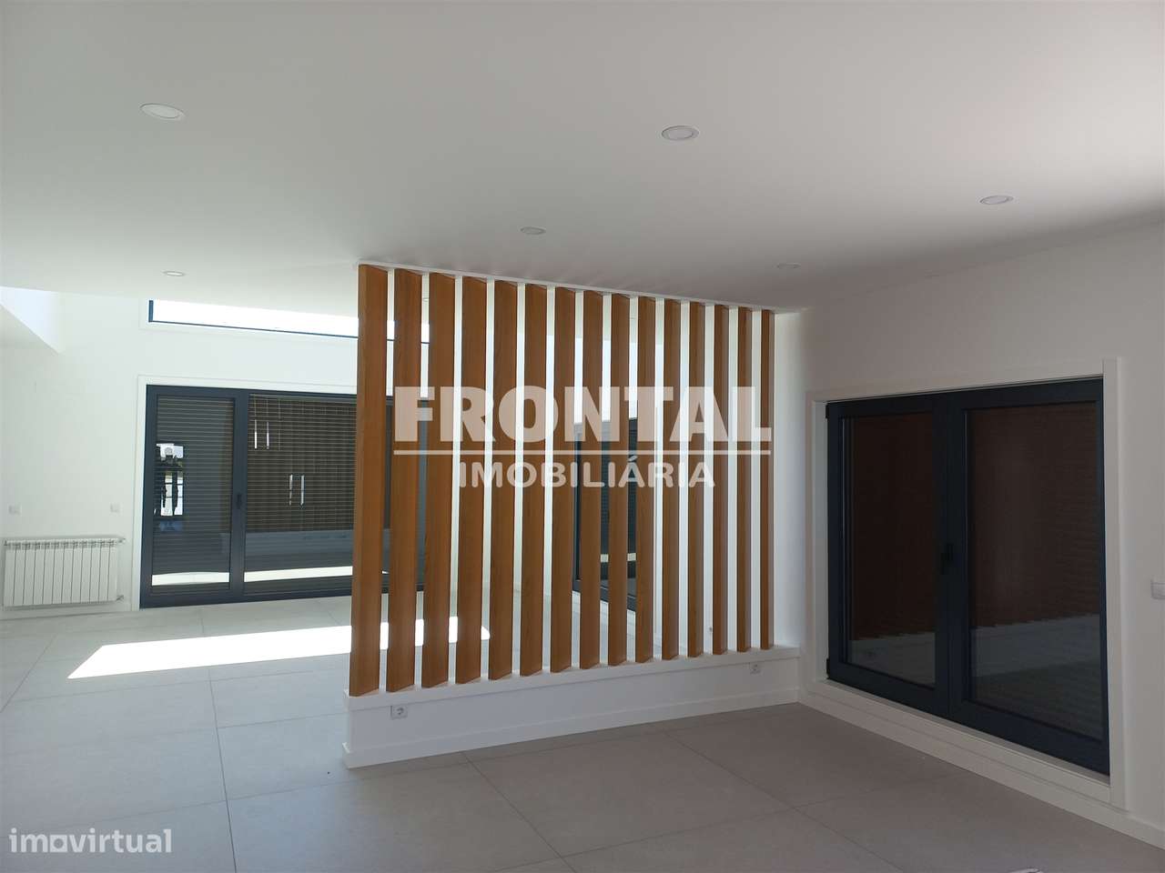 Moradia T4 Independente - 244 m2 | Centro de Mirandela, Bragança - Grande imagem: 3/30