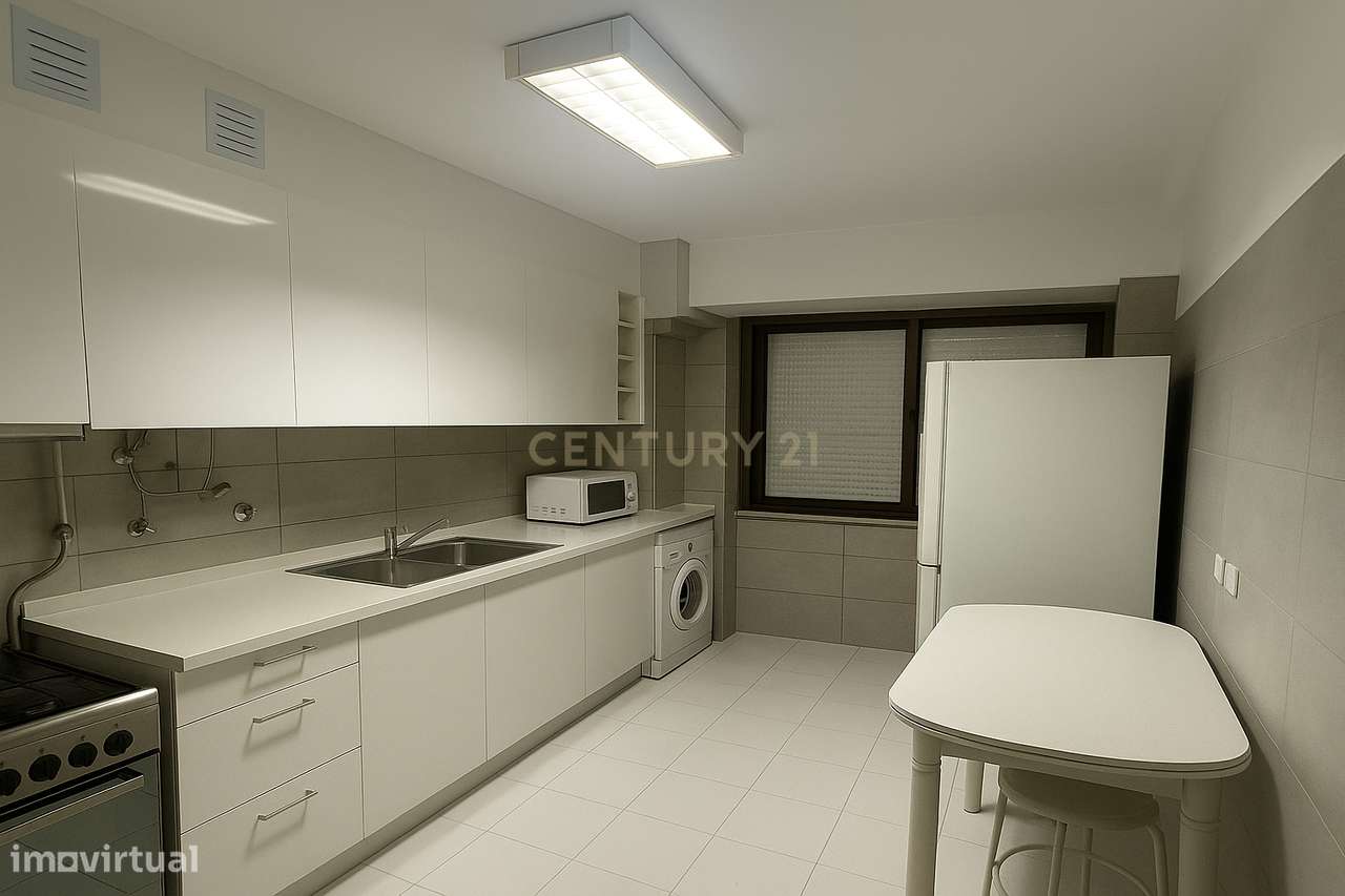 Apartamento com 1 divisão Assoalhada - Remodelado com inquilino zona d - Grande imagem: 2/10