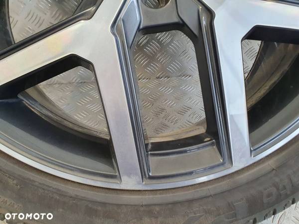 Seat Arona 2017-2024 Felga aluminiowa 18 cali 5x100 - 5