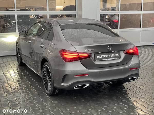 Mercedes-Benz Klasa A 250 e PHEV AMG Line 8G-DCT - 9