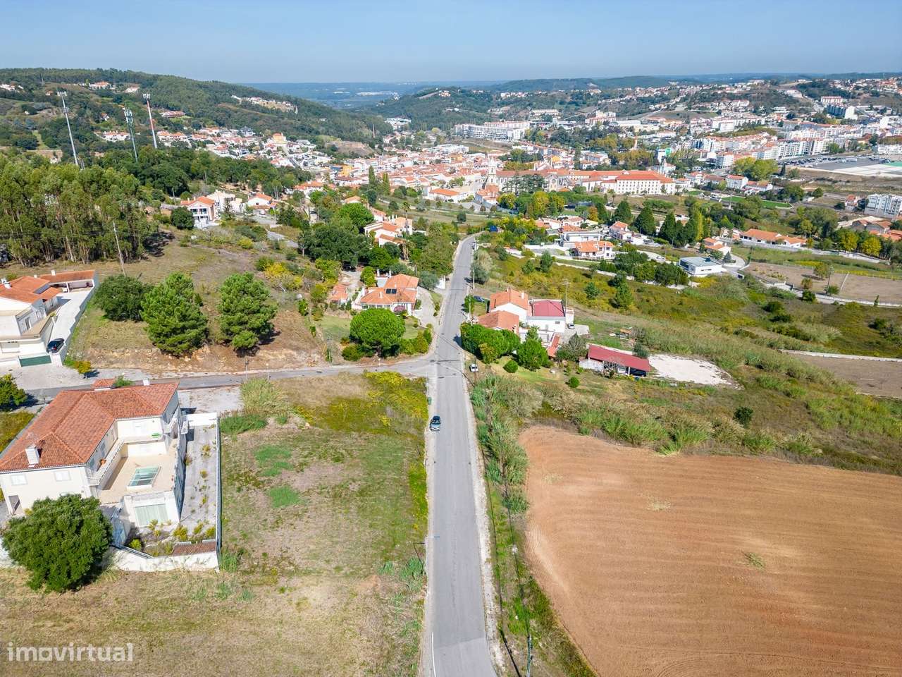 Lote de Terreno com 900m², para Construção de Moradia Unifamiliar! - Grande imagem: 4/16