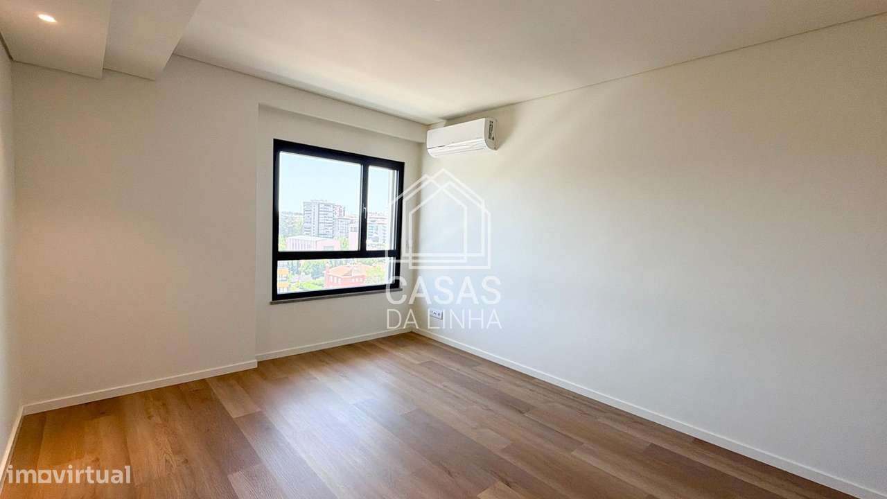 Apartamento T4 novo no Lumiar-23