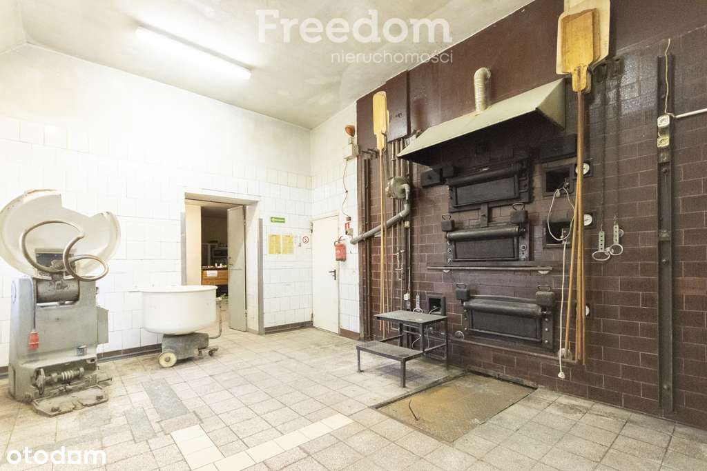 Budynek mieszkalno - komercyjny, Kucharzowice. - Pełny obrazek: 4/20