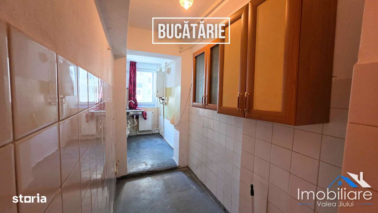 Apartament 2 camere – parter, Str. Traian, Vulcan-3