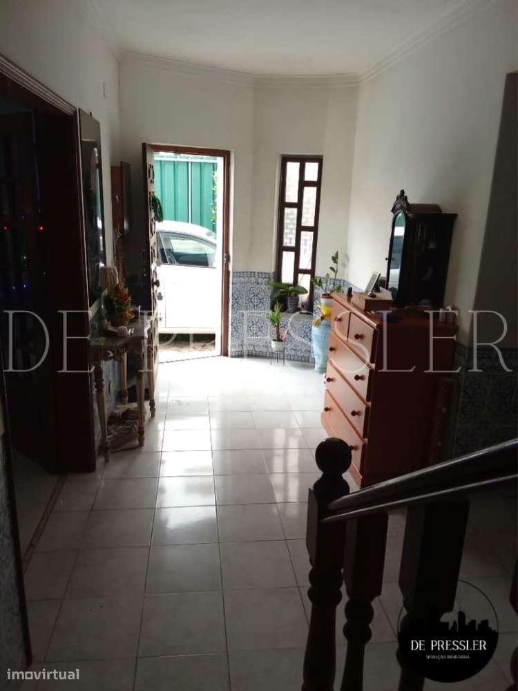 Moradia geminada com 5 quartos em Pinhal de Frades - Seixal-6