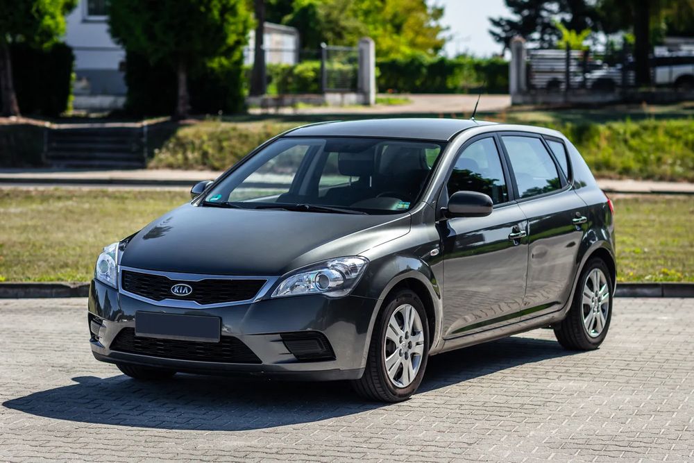 Kia Ceed I (2006-2012) 1.4 CVVT Attract 2012