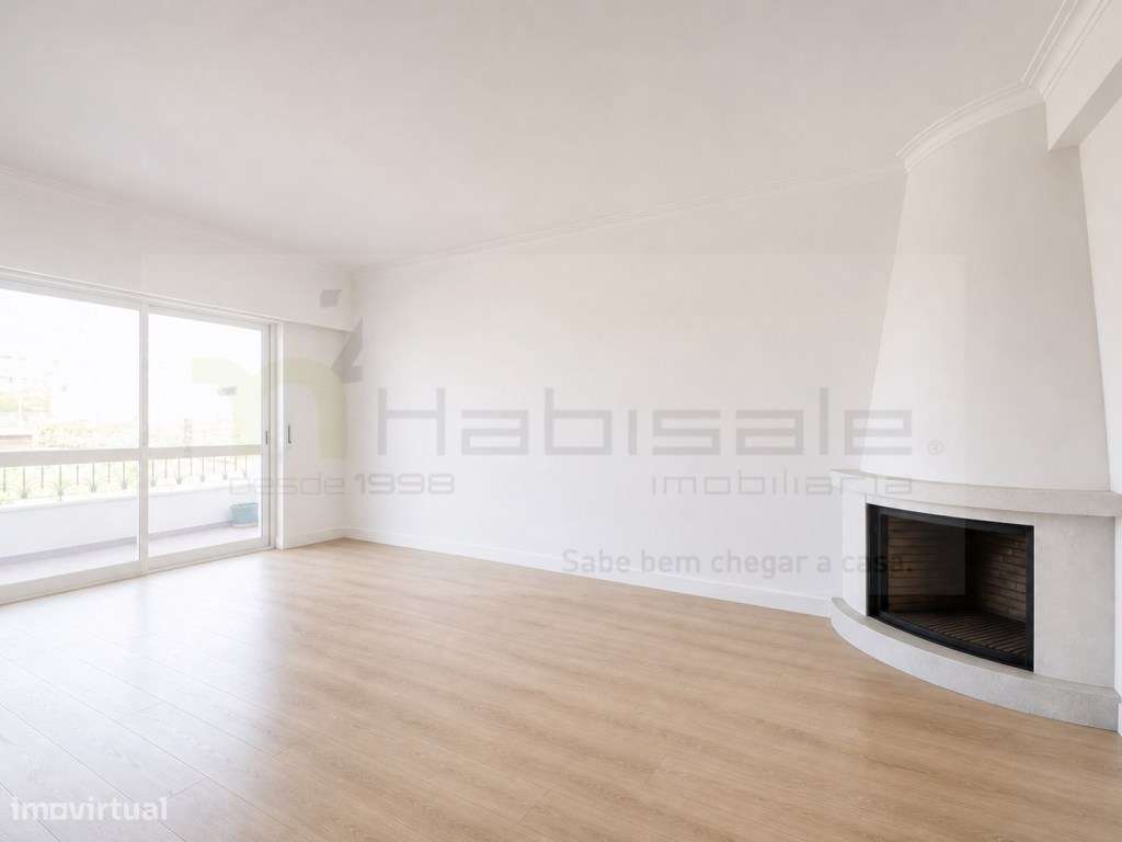 Apartamento T3 com Garagem, arrecadação e vista desafogada no Murta...-8