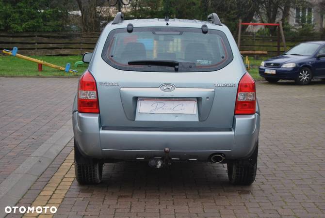 Hyundai Tucson 2.0 Comfort 2WD - 17