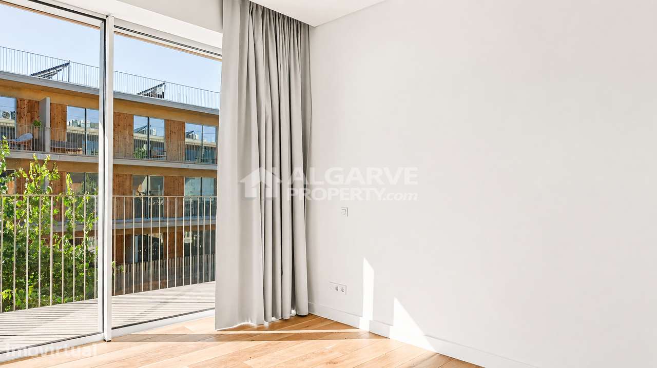 Luxuoso apartamento T2 novo em frente à Praia de Quarteira, Algarve-18