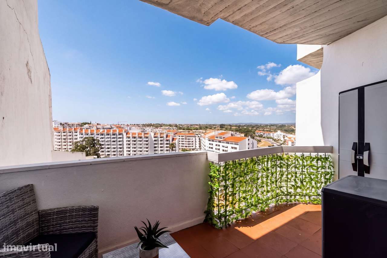T1 totalmente remodelado, mobilado e equipado, com extraordinária vist-21