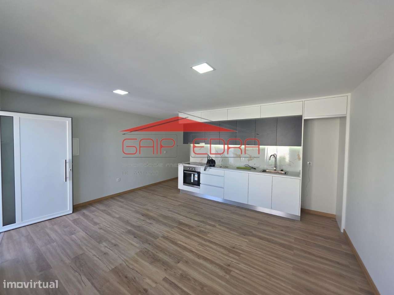 Moradia T2 com jardim, terraço e acessibilidade - Grande imagem: 4/23