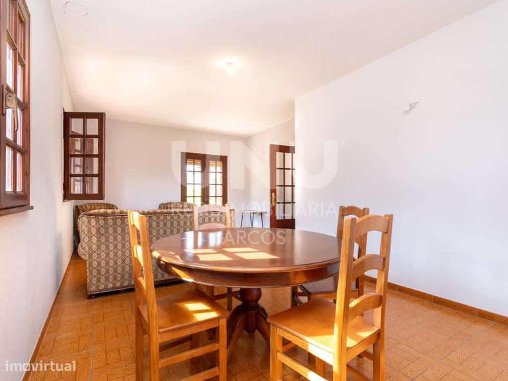 Moradia Bi-Familiar-20