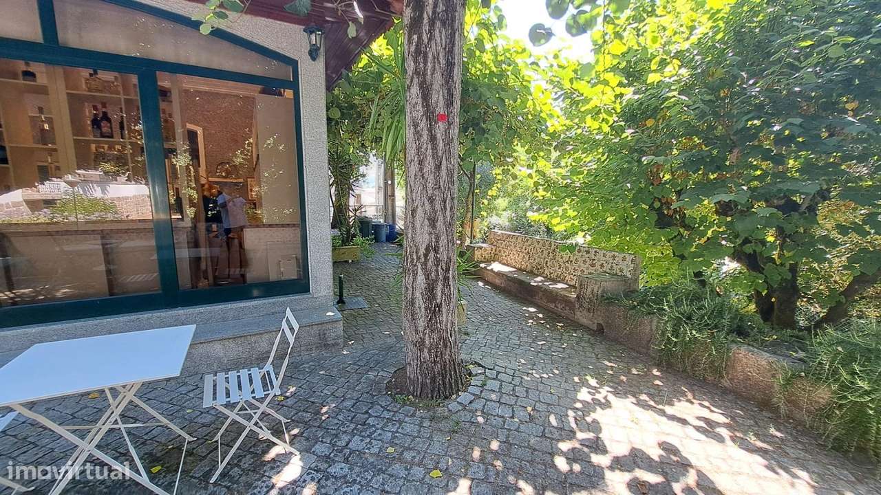 QUIOSQUE COM ESPLANADA TIPICA-22