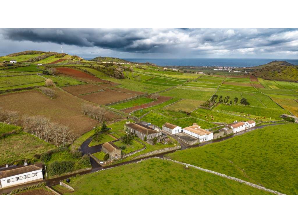 Imóvel Comercial - Restaurante no Caminho das Grotas, Ilha Graciosa - Grande imagem: 5/53
