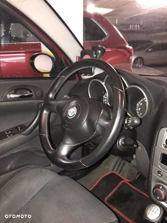 Alfa Romeo 147 - 11