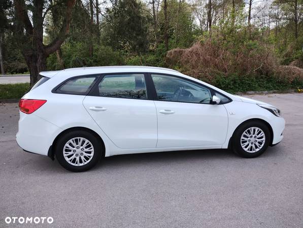 Kia Ceed Cee'd 1.6 CRDi L - 14