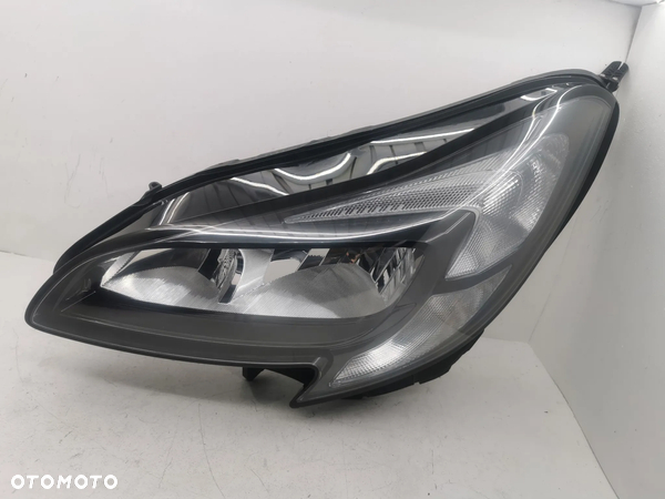 Lampa lewy przód Opel Corsa E lewa przednia 39108222 - 3