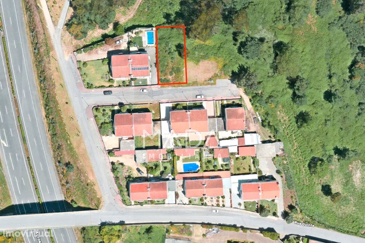 Lote c/ 510m2 para construção de moradia geminada em Vilaça, Braga