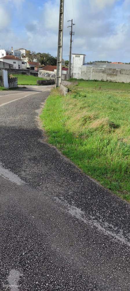 Fantástico terreno para duas moradias-4